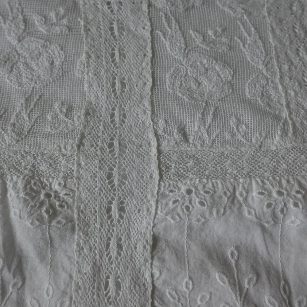 ZARA Broderie Anglaise and Lace XS White Top Embroidered 100% Cotton blouse - Picture 8 of 15